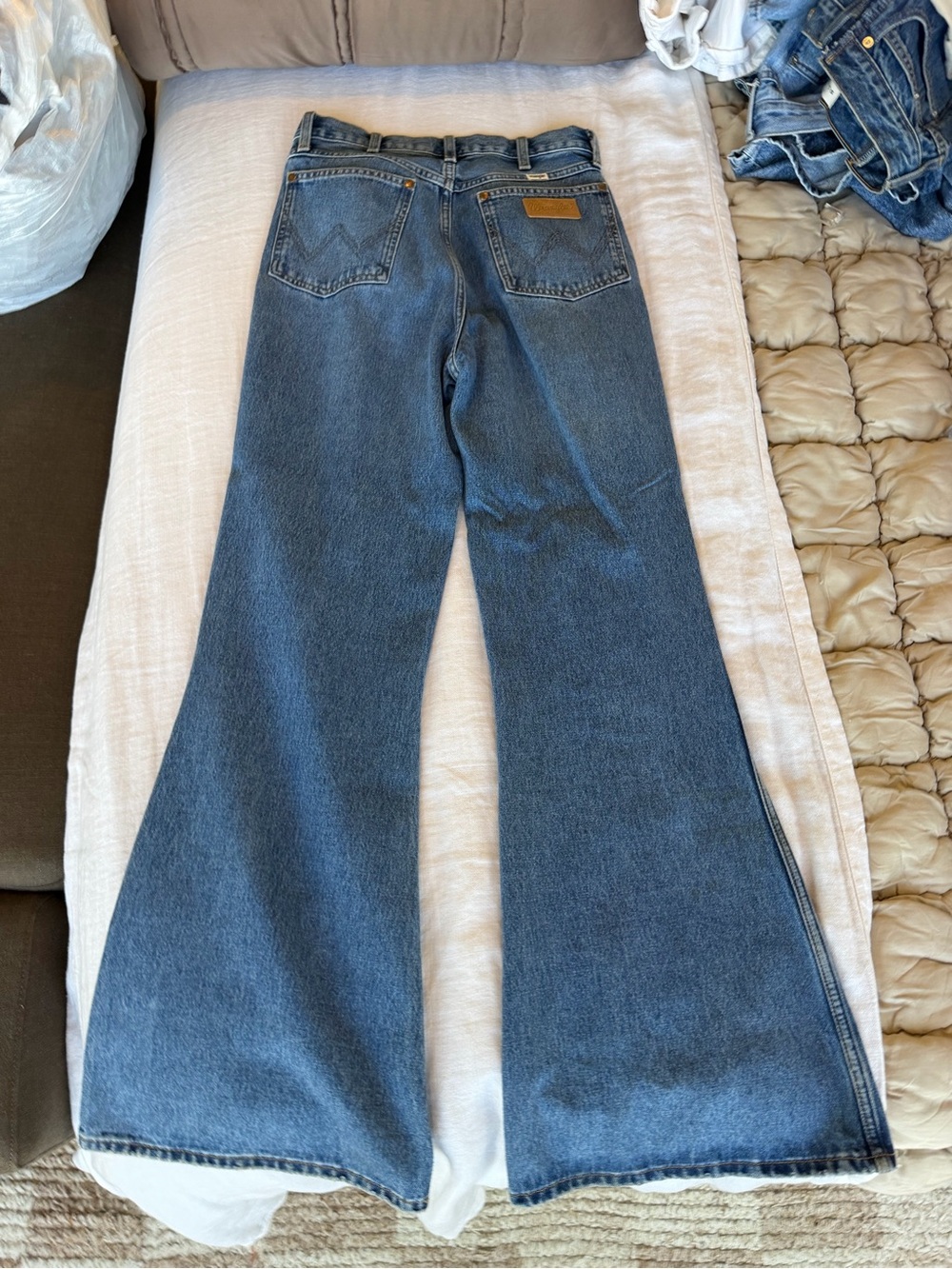 Wrangler Women's Blue Wide-Leg Flare Jeans